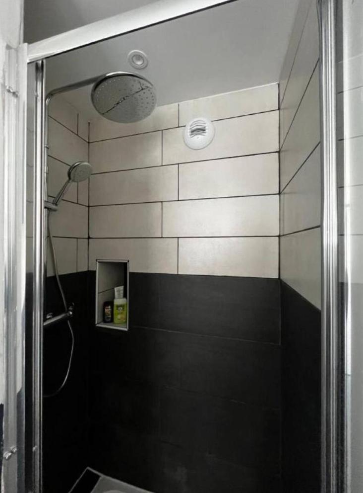T2 Cosy Proche Gare Et Centre Ville - Parking Gratuit A Proximite Lourdes Exterior foto